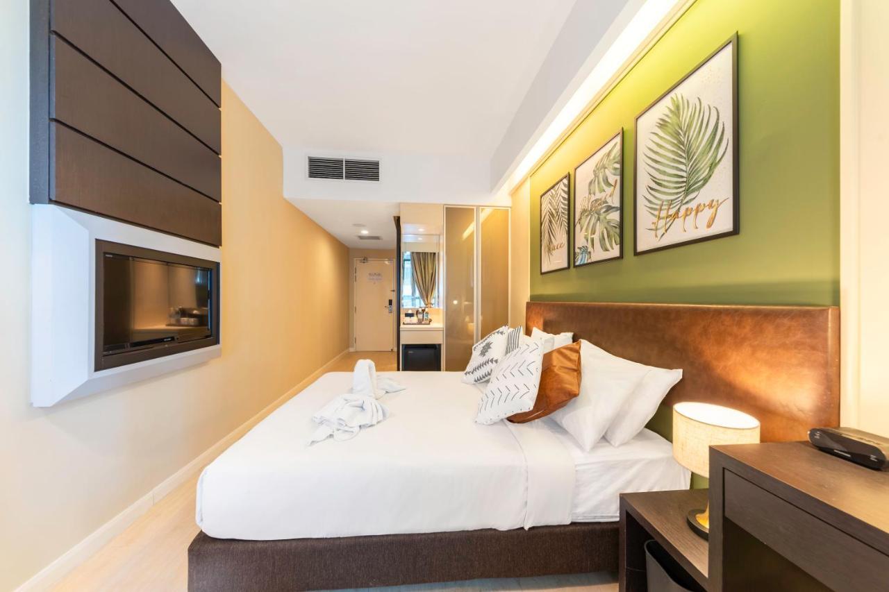 Greystone Centrestage Pj Hotel Петалинг Джая Екстериор снимка