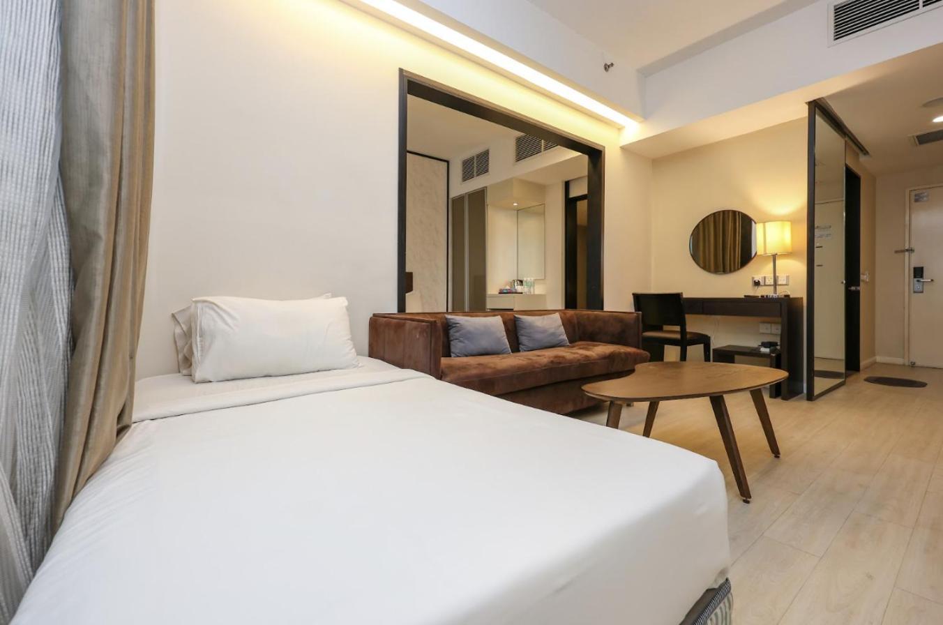 Greystone Centrestage Pj Hotel Петалинг Джая Екстериор снимка